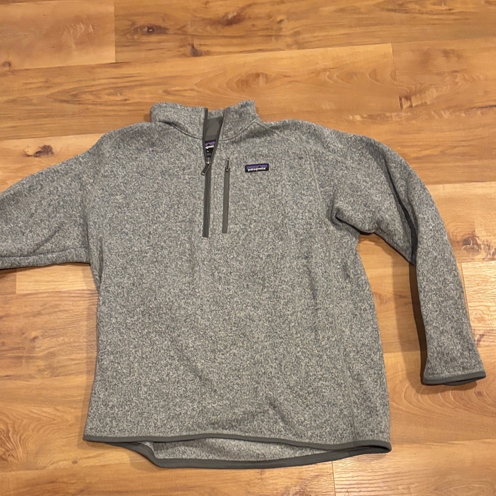 Patagonia Heather Gray Fleece Pullover